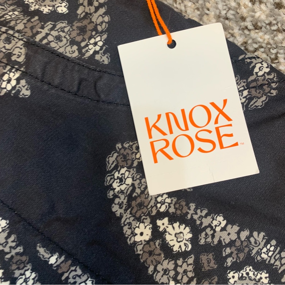 Knox Rose Paisley Printed High Waisted Shorts - Picture 6 of 12